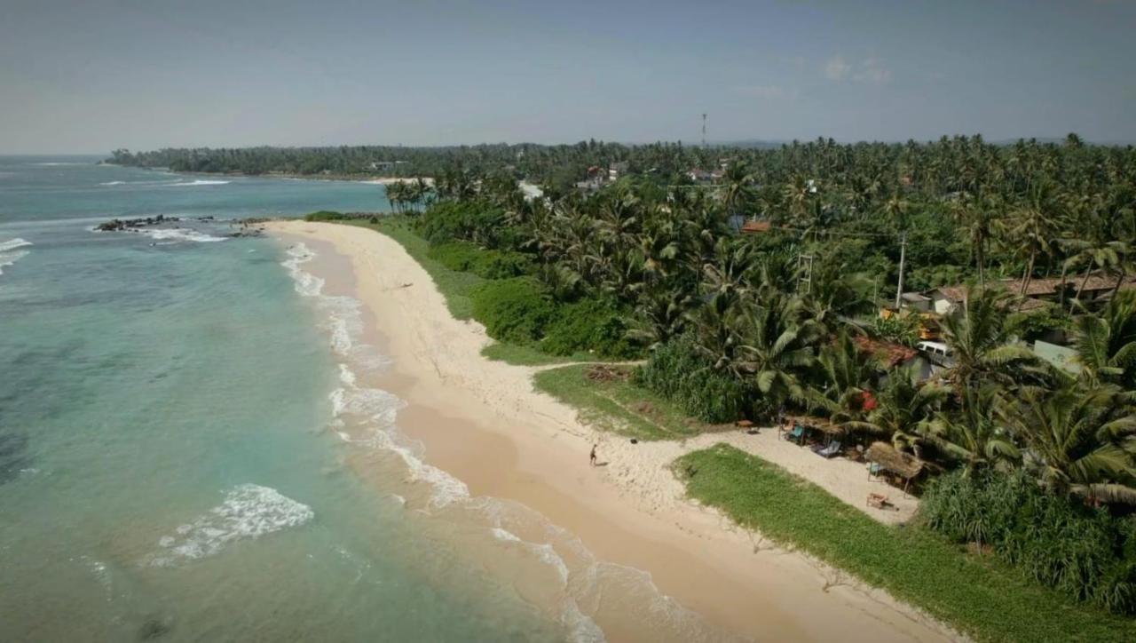 Kusuma'S Lazy Left Hotel Midigama Luaran gambar