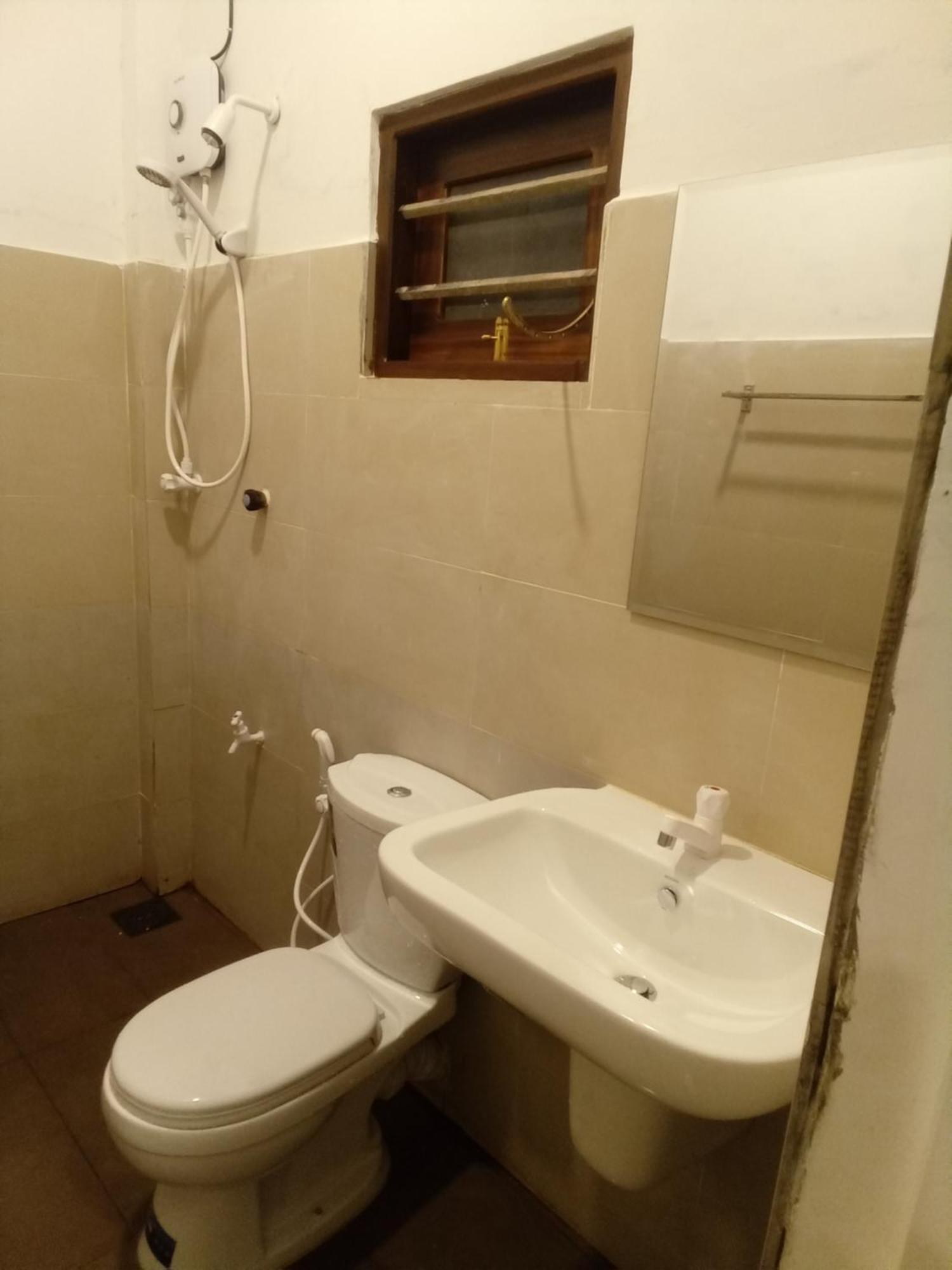 Kusuma'S Lazy Left Hotel Midigama Luaran gambar