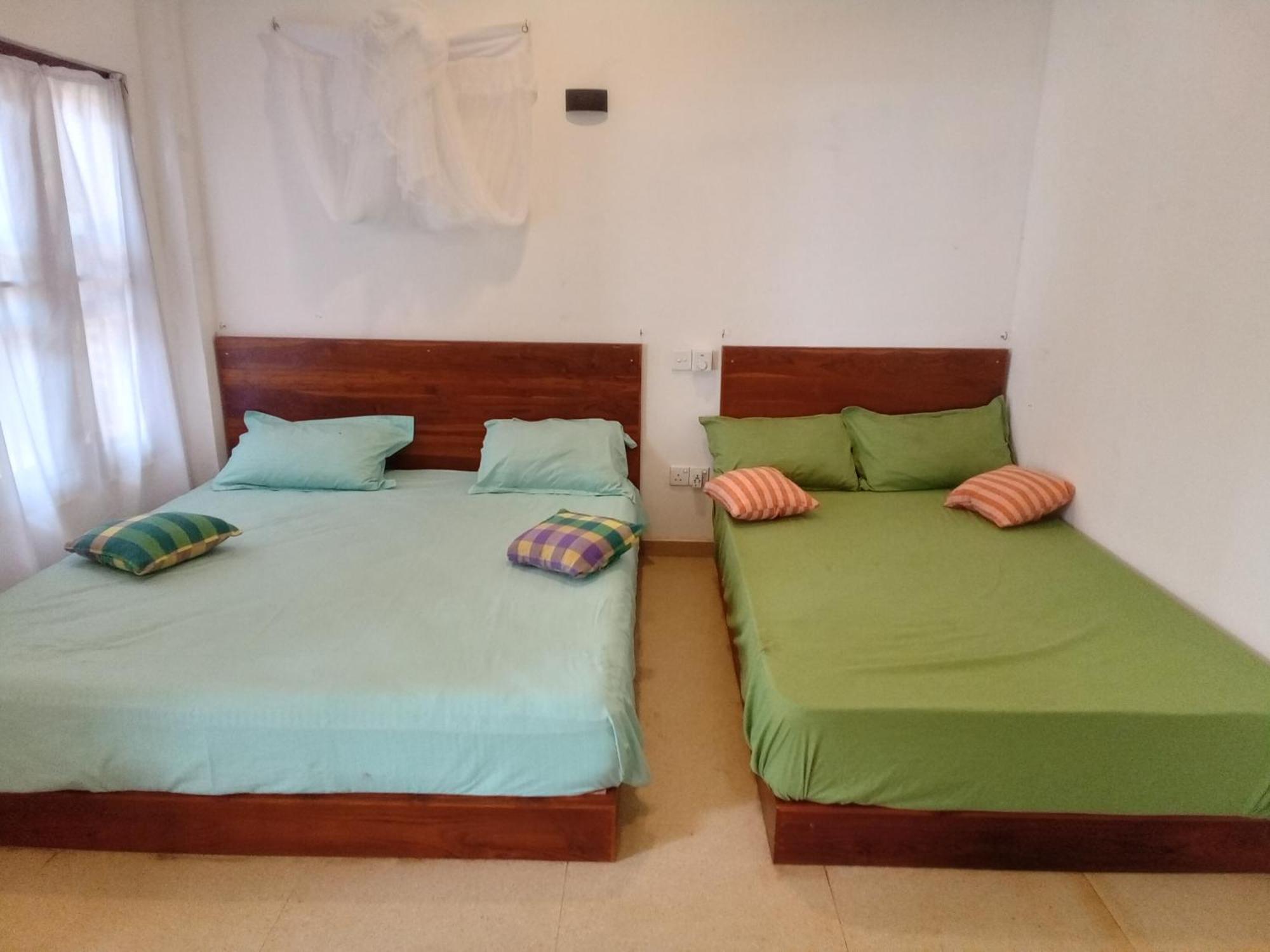 Kusuma'S Lazy Left Hotel Midigama Bilik gambar