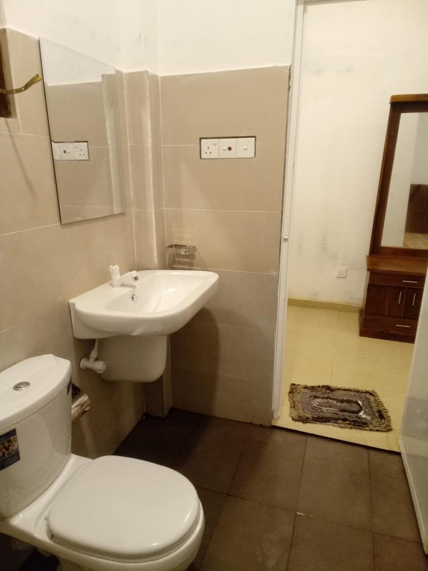 Kusuma'S Lazy Left Hotel Midigama Luaran gambar