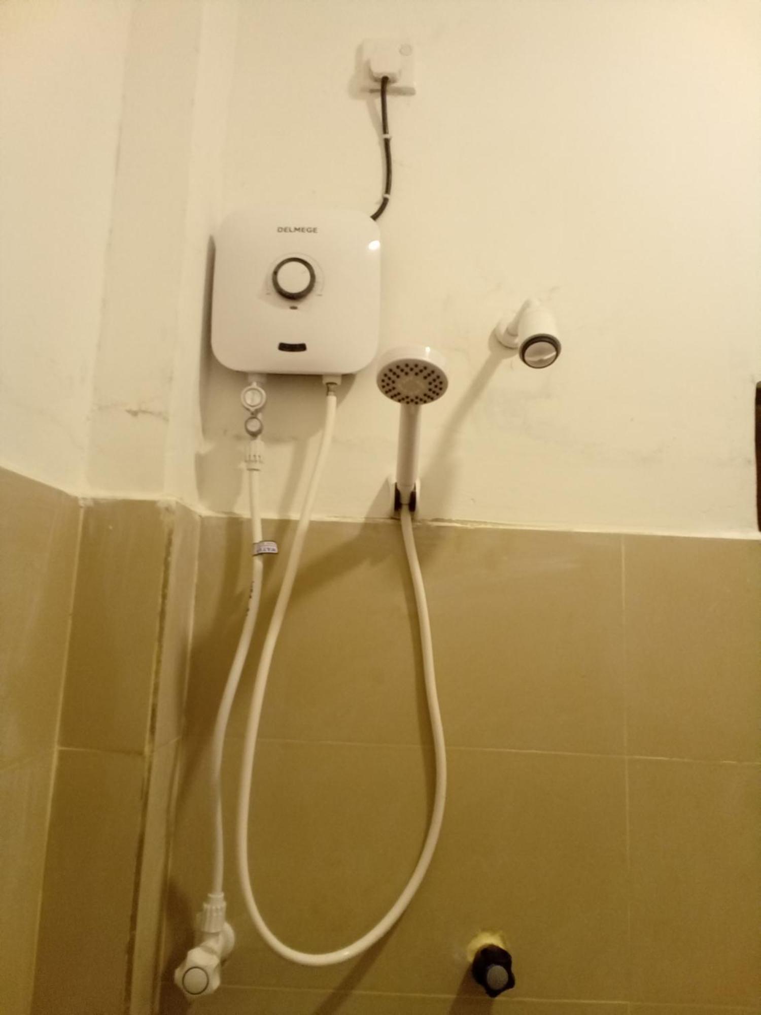 Kusuma'S Lazy Left Hotel Midigama Luaran gambar