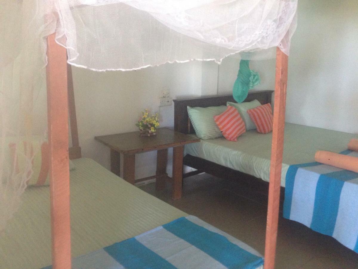 Kusuma'S Lazy Left Hotel Midigama Luaran gambar